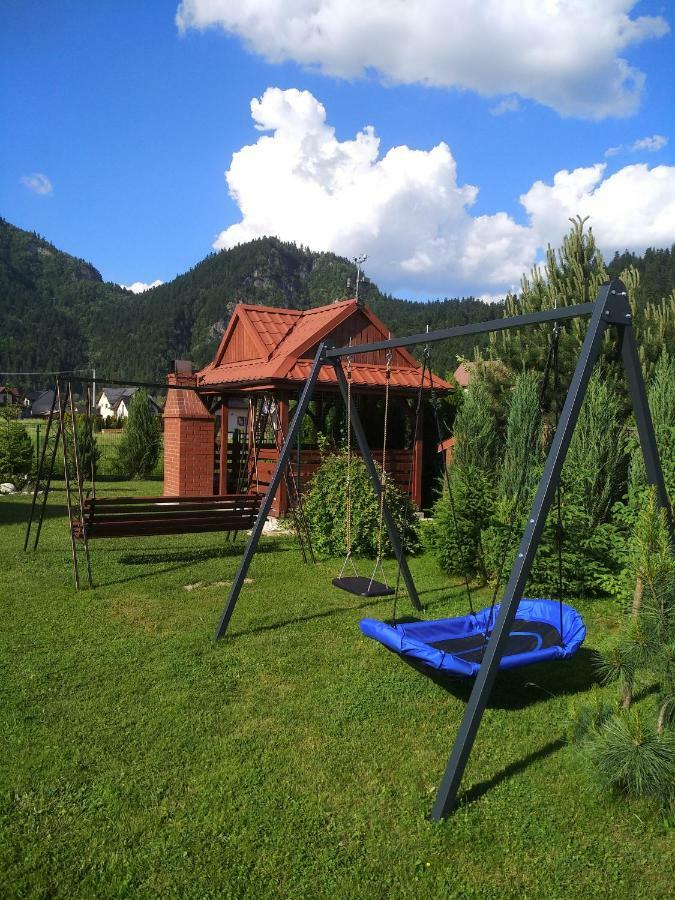 Pokoje Z Aneksami Kuchennymi U Wiktorii Sromowce Nizne Exterior photo